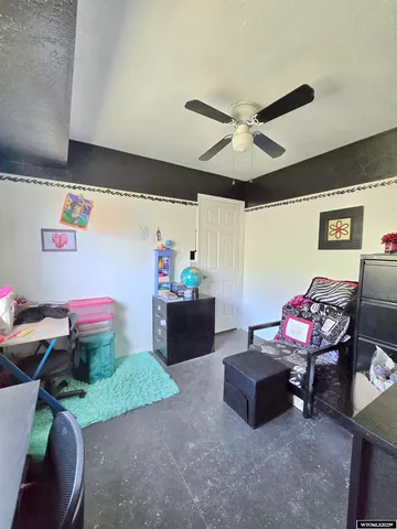 $314,900 | 1921 Berry Drive, Kemmerer, WY 83101