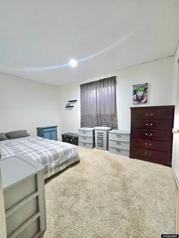 $314,900 | 1921 Berry Drive, Kemmerer, WY 83101