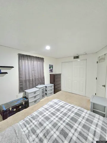 $314,900 | 1921 Berry Drive, Kemmerer, WY 83101