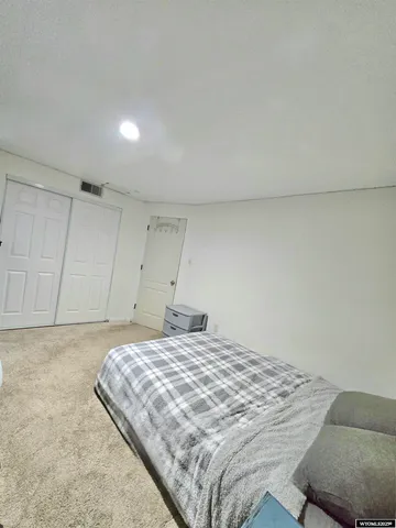 $314,900 | 1921 Berry Drive, Kemmerer, WY 83101