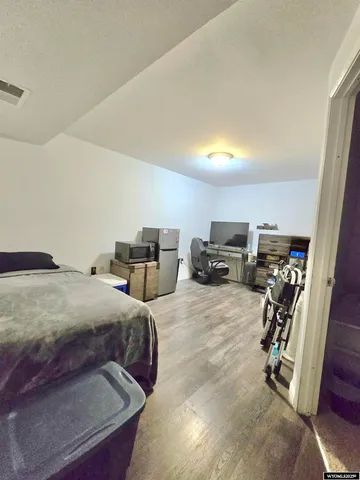 $314,900 | 1921 Berry Drive, Kemmerer, WY 83101