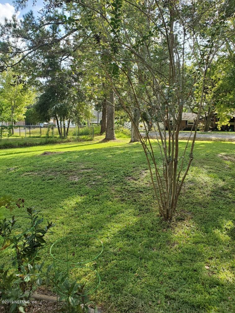 78 Robin Road Orange Park, FL 32073 - Photo 3 of 24 House Pics 316