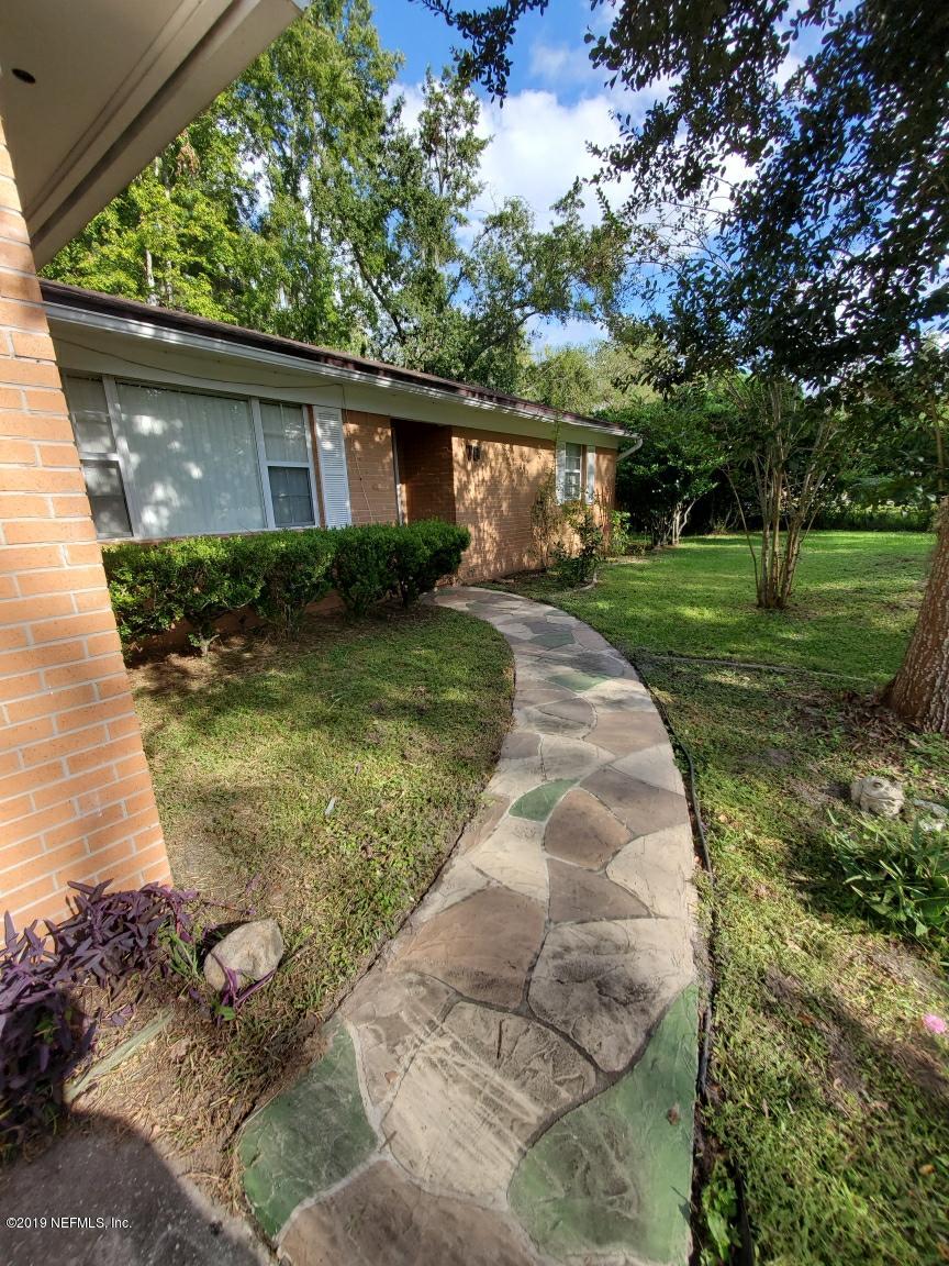 78 Robin Road Orange Park, FL 32073 - Photo 4 of 24 House Pics 318