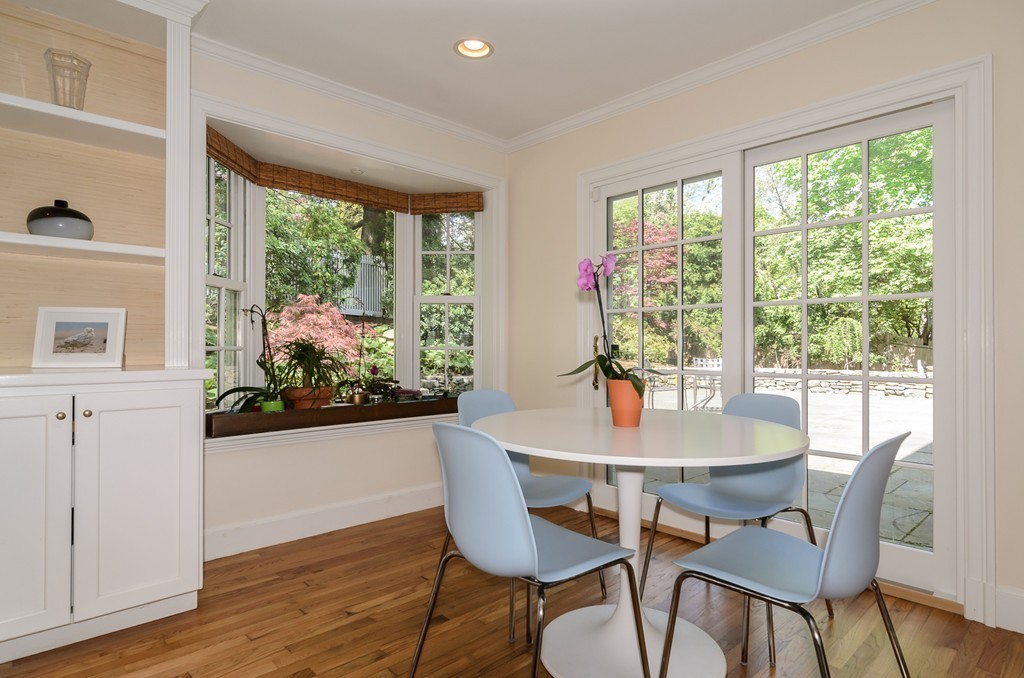 33 Chestnut Hill Road Newton, MA 02467 - Photo 15 of 27