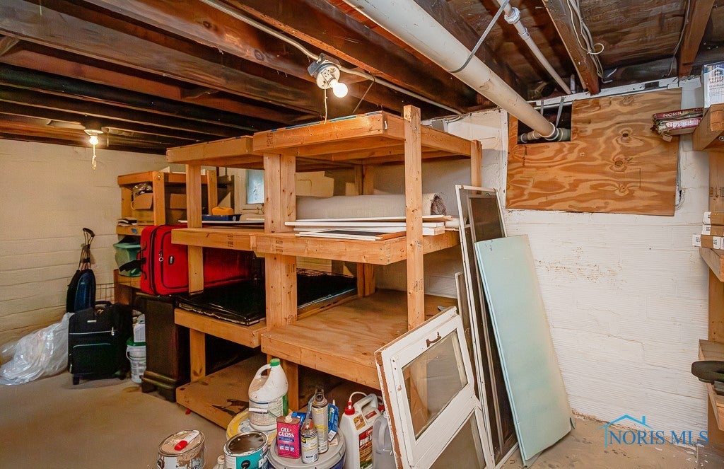 30255 Bates Road Perrysburg, OH 43551 - Photo 13 of 37 Gallery Image 13