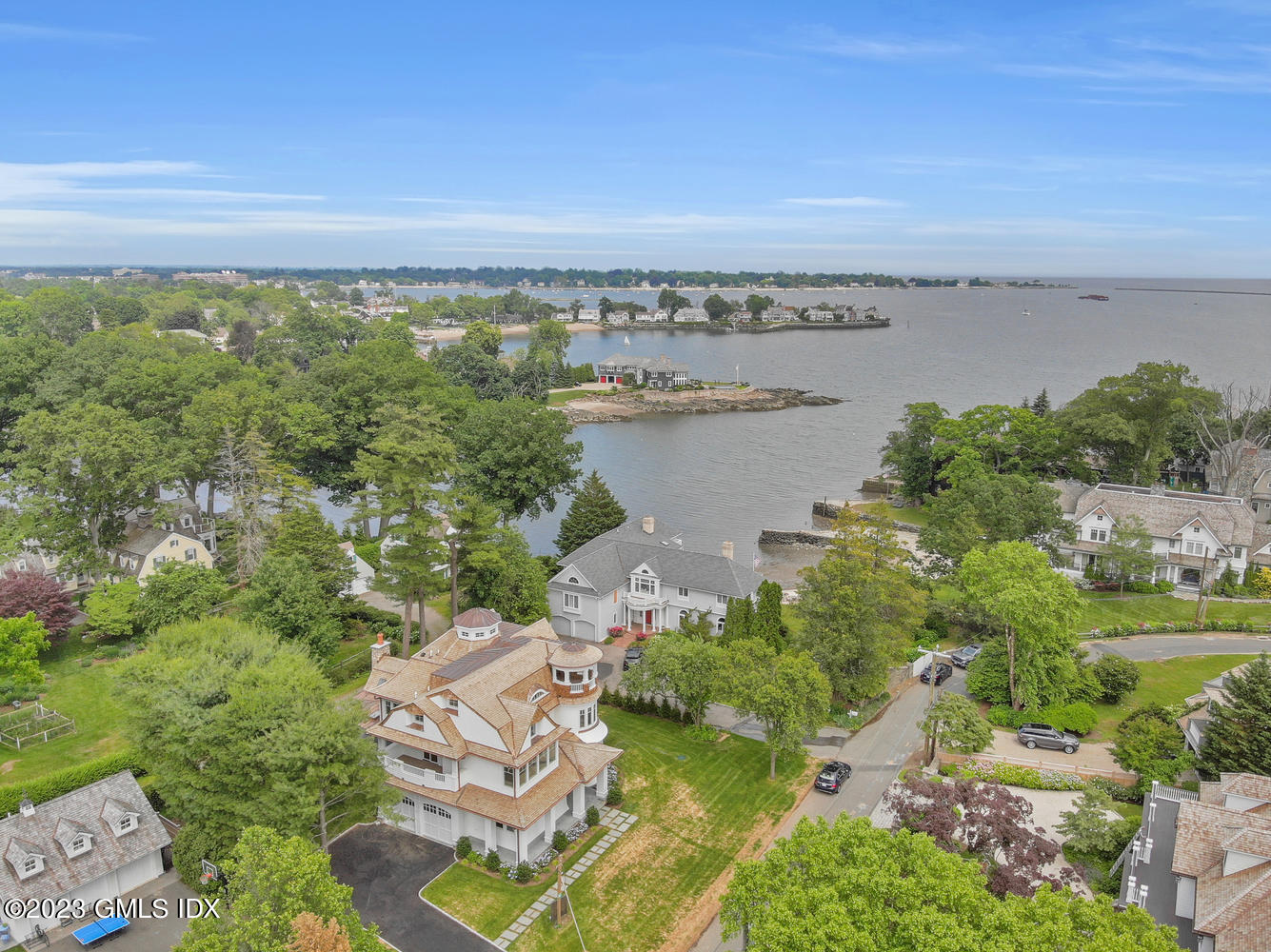 4 Ford Lane Old Greenwich, CT 06870 - Photo 37 of 43 an aerial view of multiple house