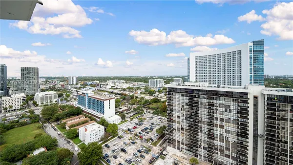 $5,028 | 555 Northeast 34th Street, Unit 2506, Miami, FL 33137