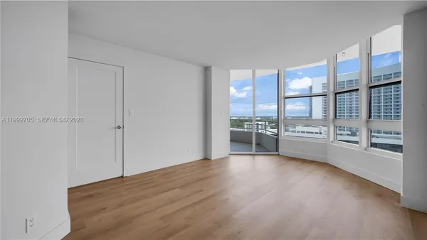 $5,028 | 555 Northeast 34th Street, Unit 2506, Miami, FL 33137