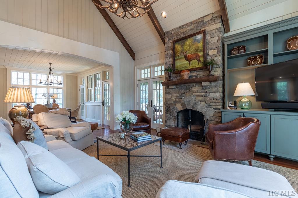 71 Arrowhead Cottage Road Cashiers, NC 28717 - Photo 9 of 27 Gallery Image 9