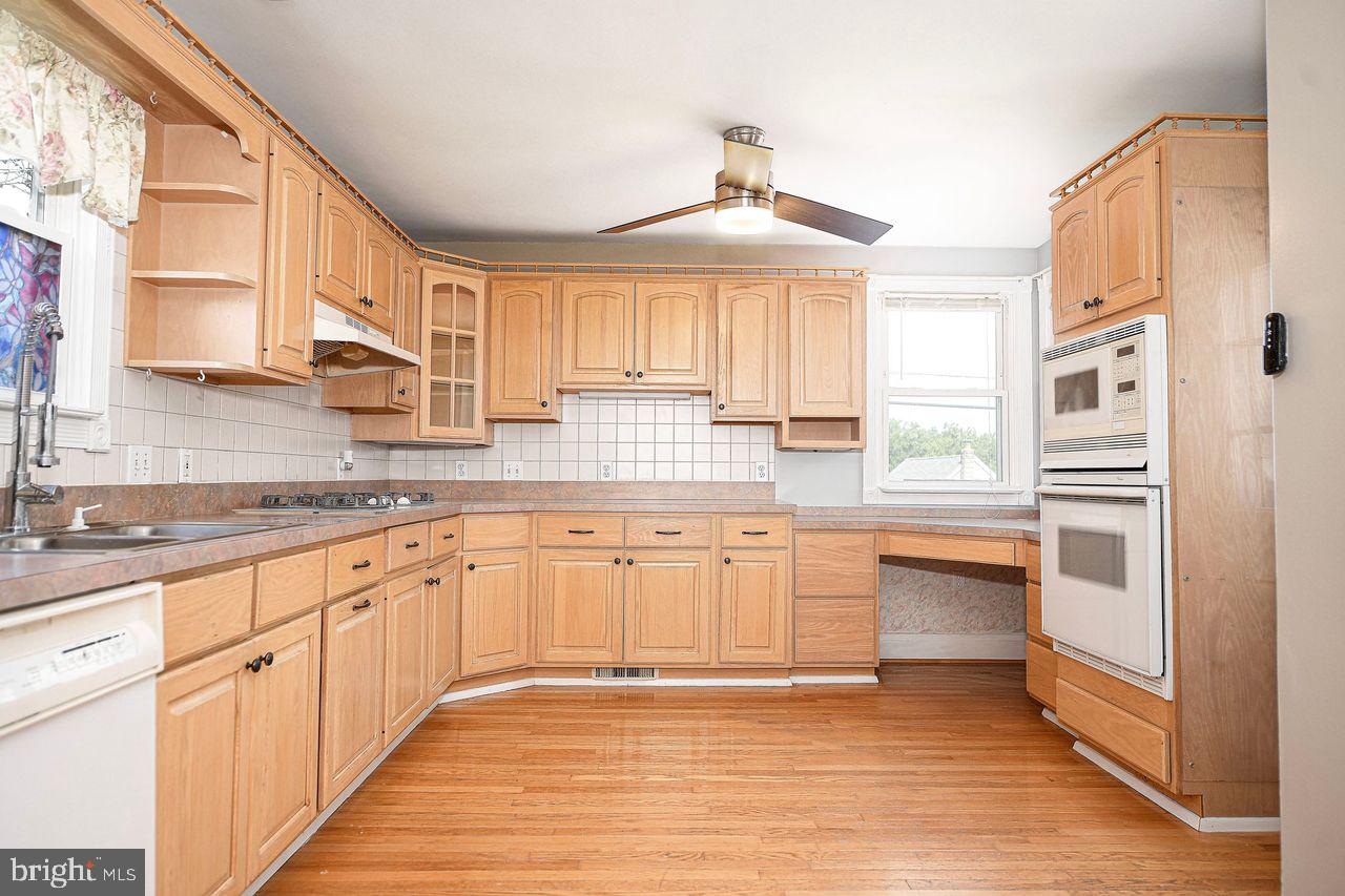 4216 Thorncliff Road Nottingham, MD 21236 - Photo 18 of 40 Gallery Image 18
