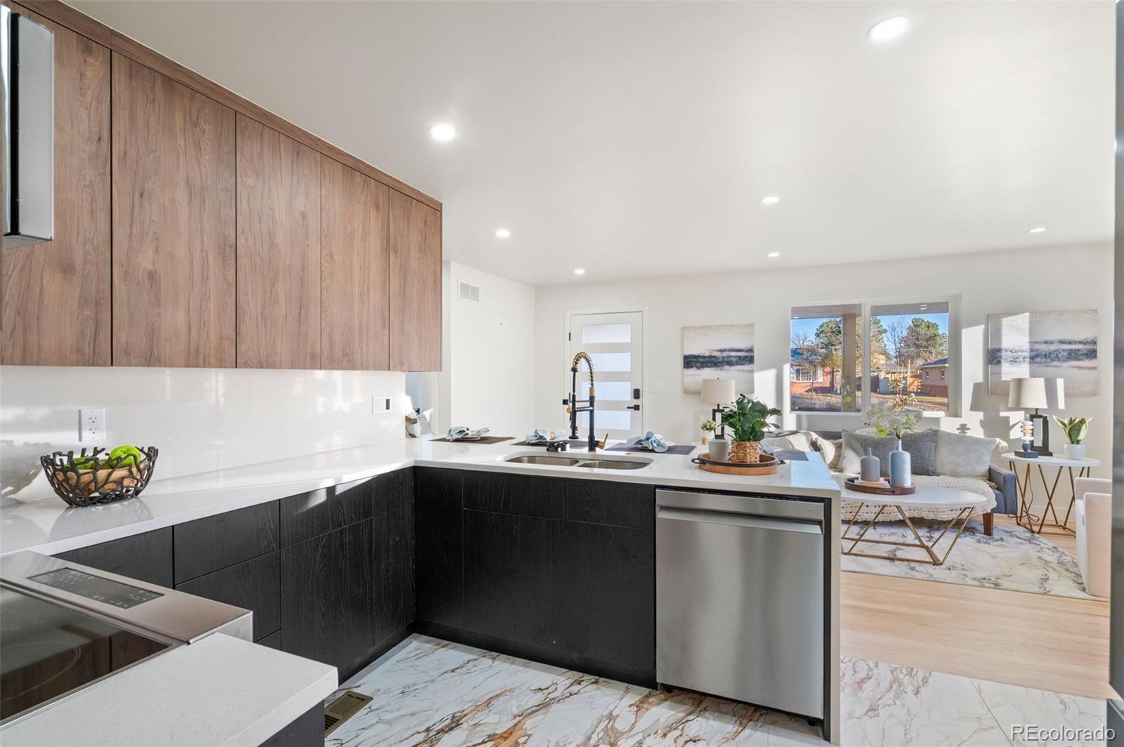 3021 Locust Street Denver, CO 80207 - Photo 9 of 50