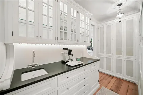 $3,799,000 | 785 Mt Pleasant Street, Winnetka, IL 60093