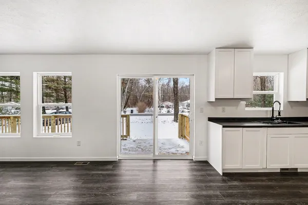 $219,900 | 7788 East 36th Street, Newaygo, MI 49337