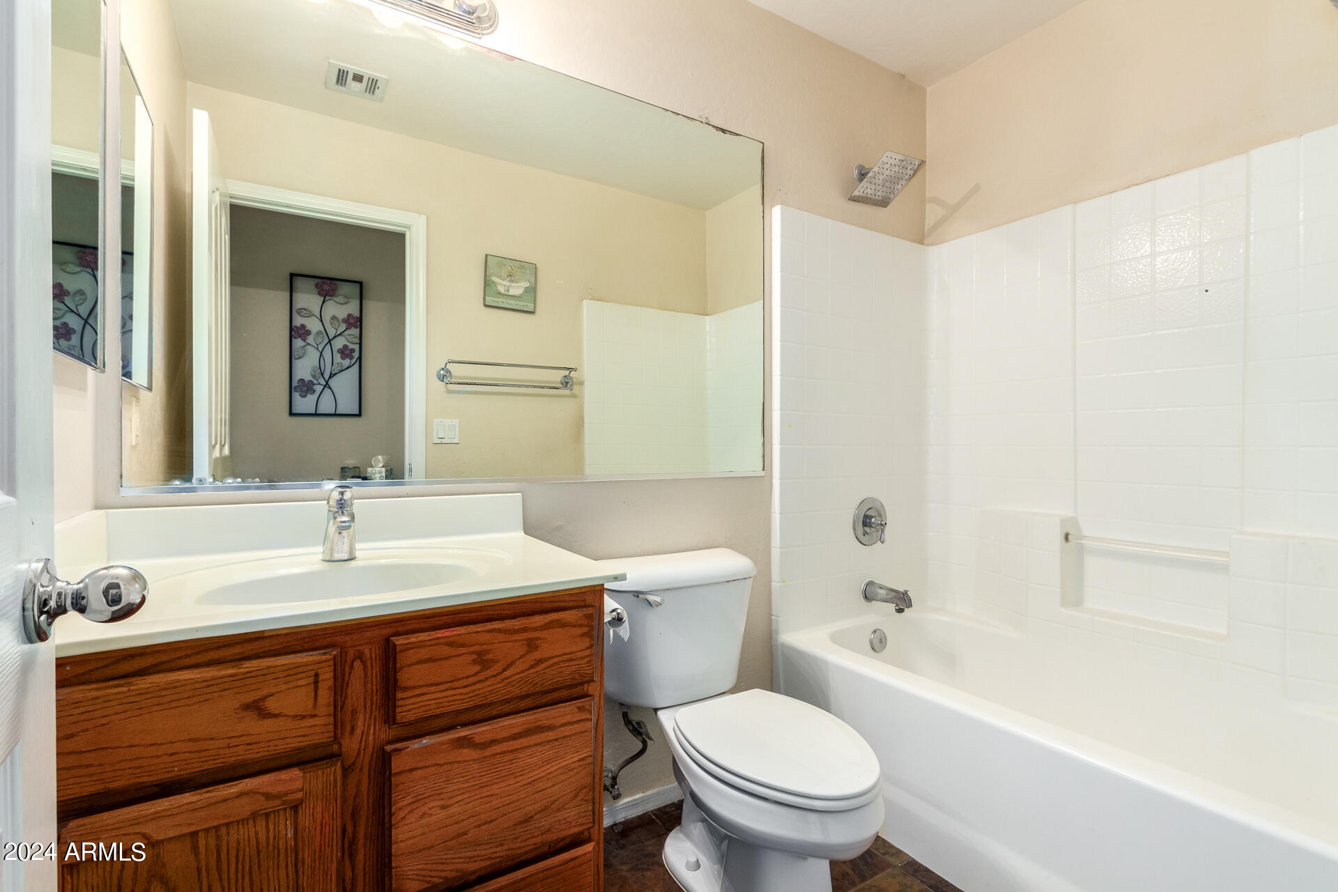 2717 West Pecan Road Phoenix, AZ 85041 - Photo 16 of 28 23 - Pecan