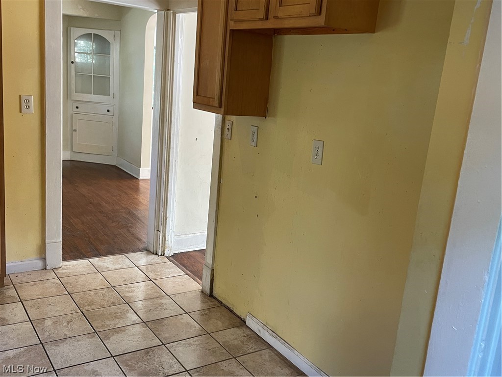 1730 Wood Road Cleveland Heights, OH 44121 - Photo 16 of 34 Hall featuring light tile flooring