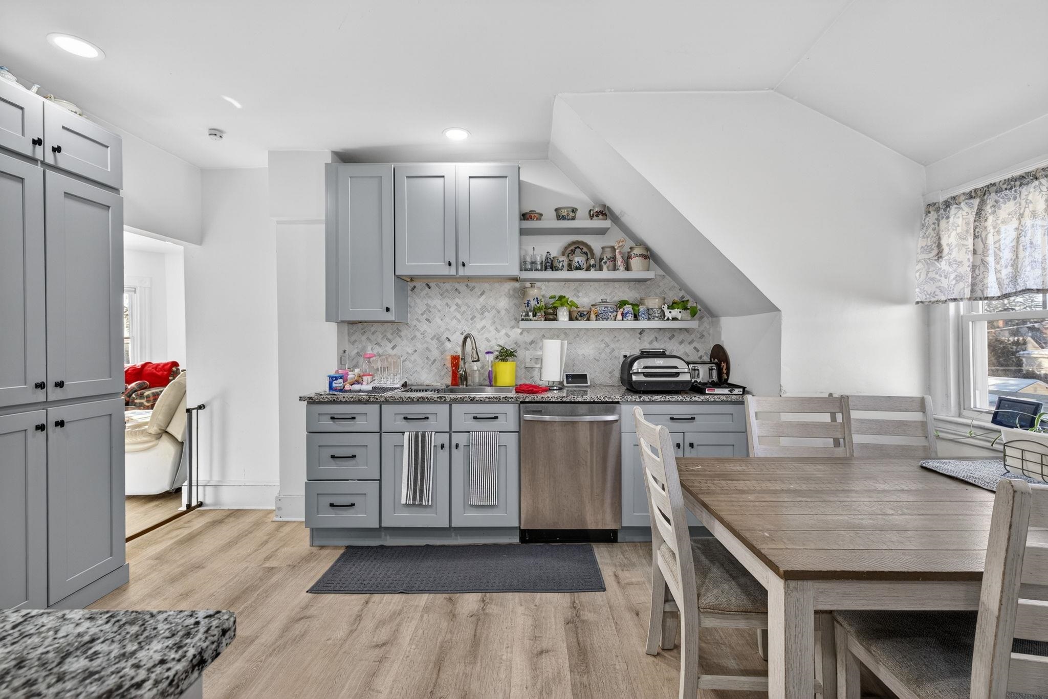 501 Manchester Street Manchester, NH 03103 - Photo 23 of 49