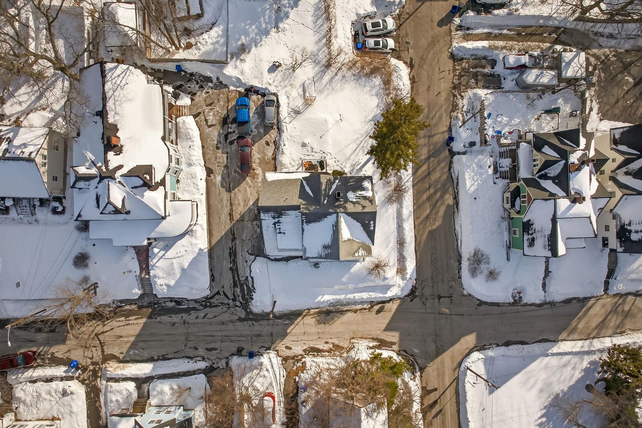 501 Manchester Street Manchester, NH 03103 - Photo 4 of 49