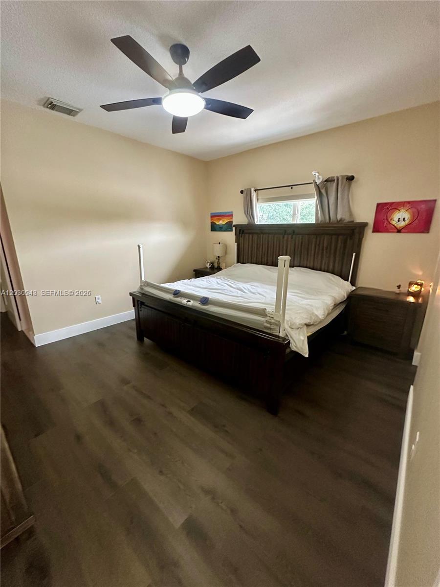15490 Southwest 10th Street Miami, FL 33194 - Photo 27 of 34