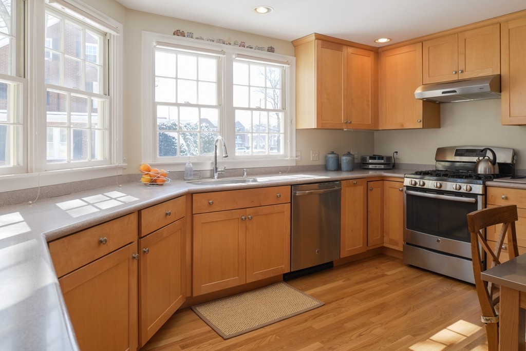 1 Elmwood Road Marblehead, MA 01945 - Photo 11 of 30 Gallery Image 11