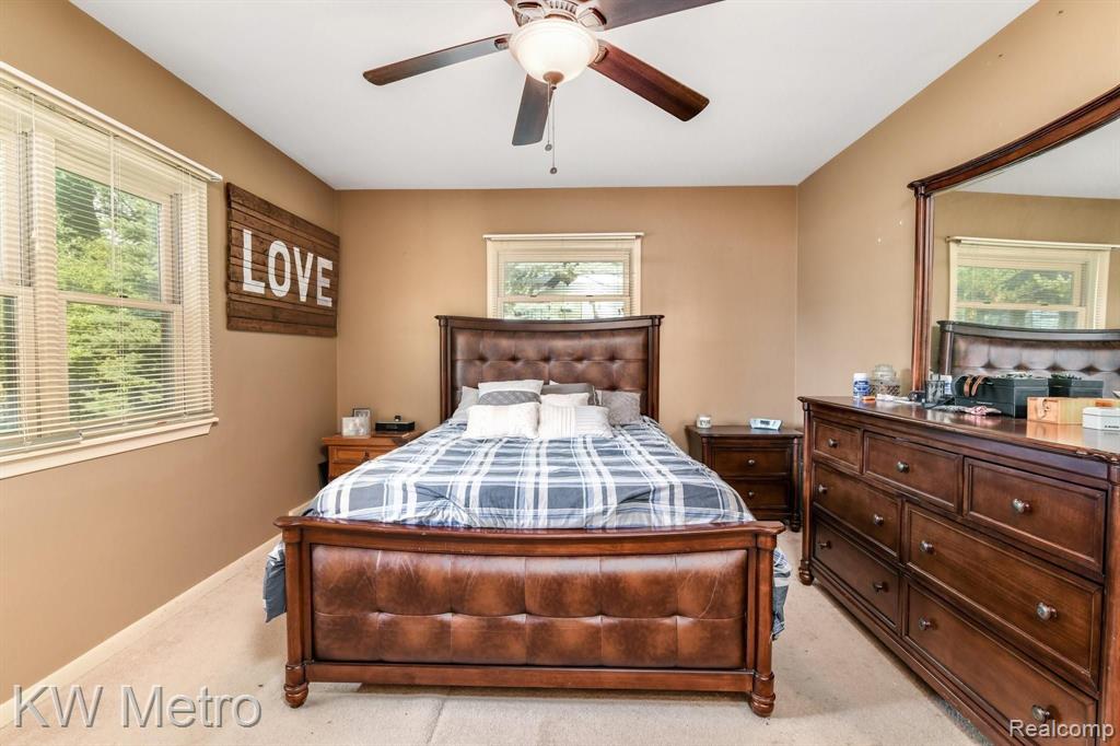 5621 Orion Road Rochester, MI 48306 - Photo 15 of 33