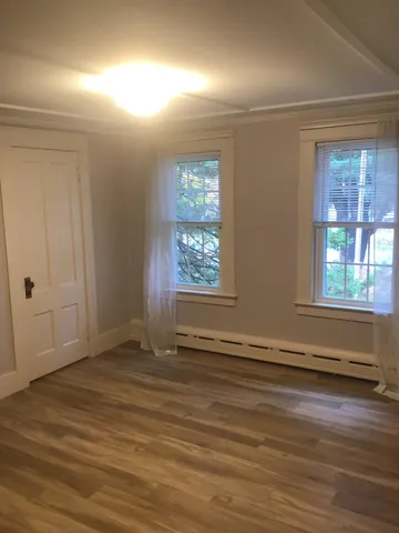 $1,850 | 132 Pine Street, Laconia, NH 03246