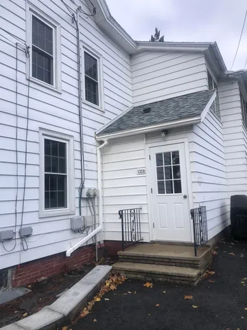 $1,850 | 132 Pine Street, Laconia, NH 03246