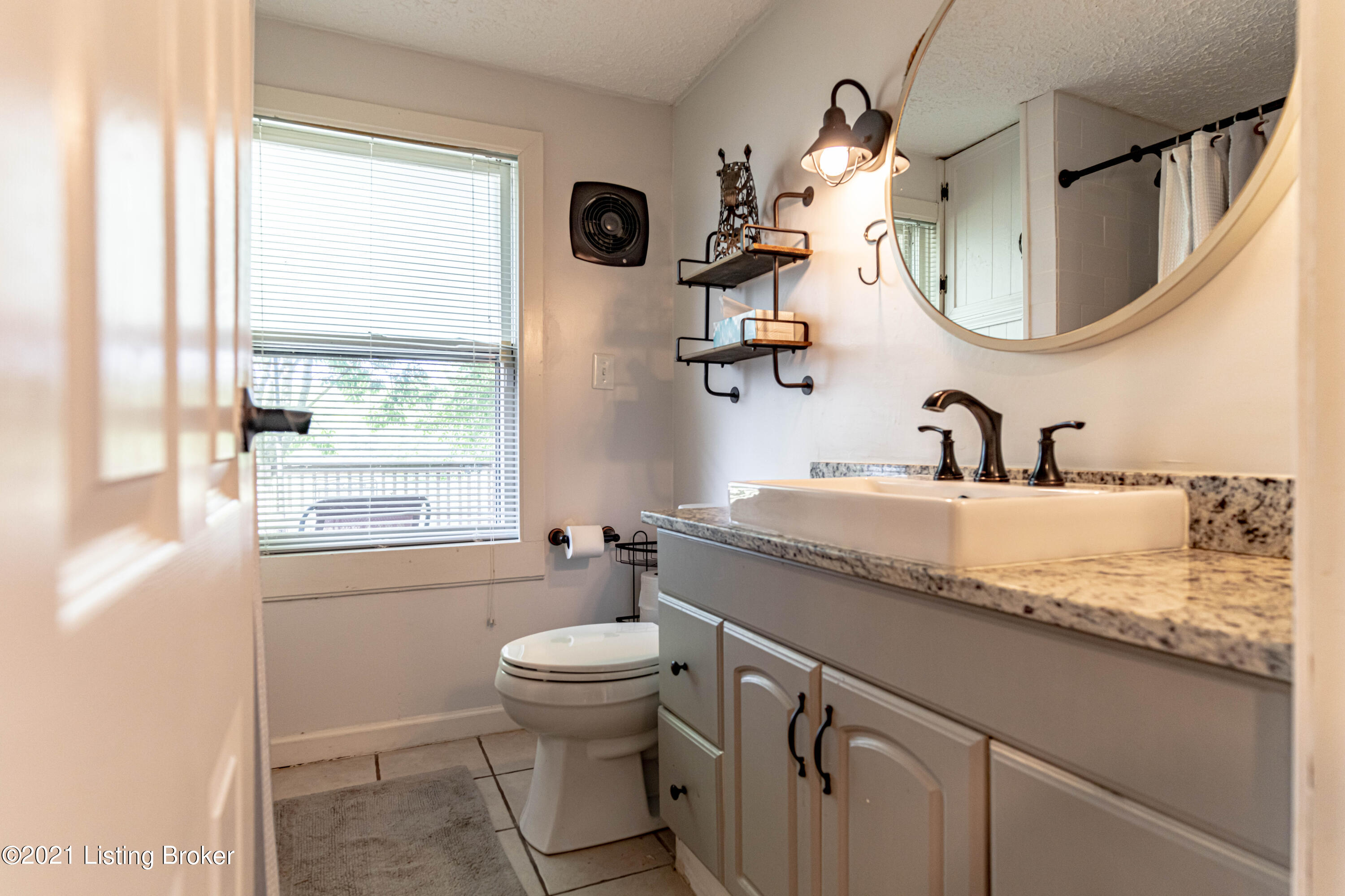 4365 Webb Road Simpsonville, KY 40067 - Photo 71 of 146 DSC08827