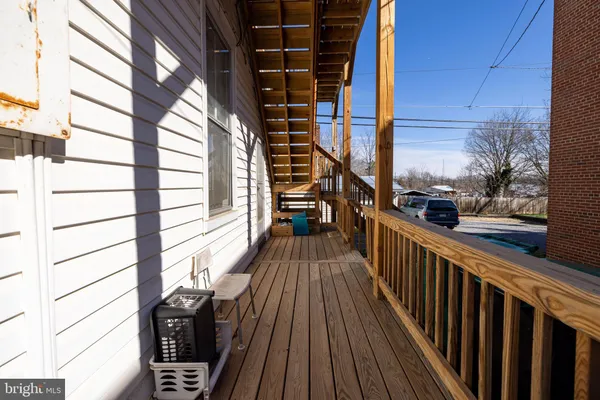 $350,000 | 10 North Deford Avenue, Luray, VA 22835