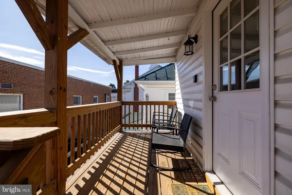 $350,000 | 10 North Deford Avenue, Luray, VA 22835