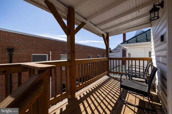 $350,000 | 10 North Deford Avenue, Luray, VA 22835