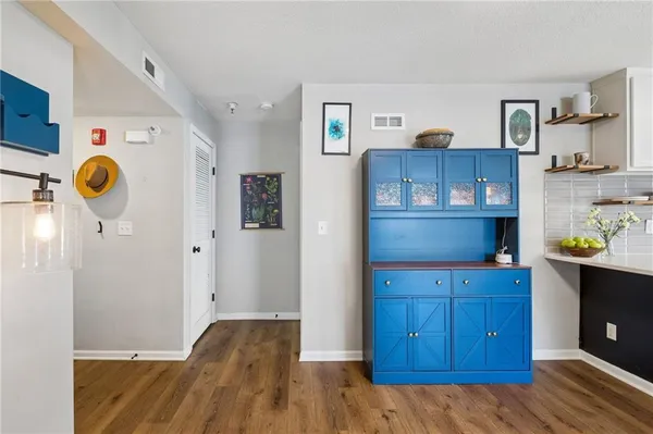 $169,900 | 5600 Northeast 80th Terrace, Unit 1B, Kansas City, MO 64119