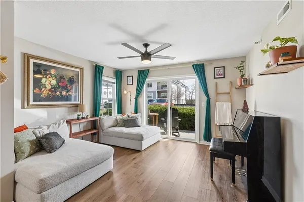 $169,900 | 5600 Northeast 80th Terrace, Unit 1B, Kansas City, MO 64119