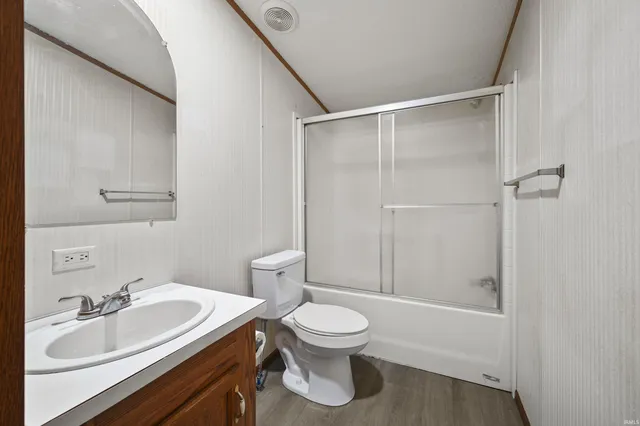 $199,900 | 14797 Highway 156, Patriot, IN 47038