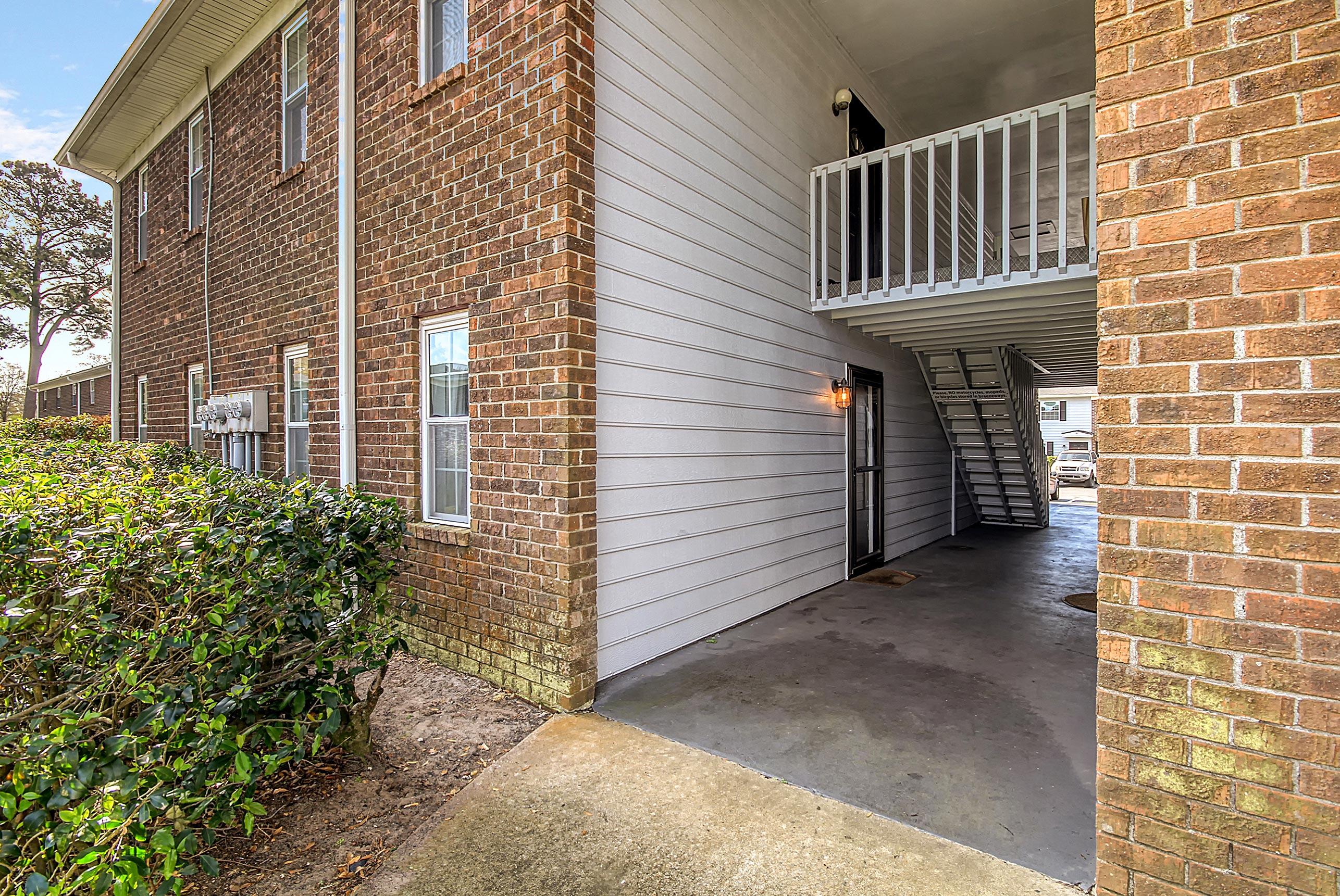 21 Rivers Point Row, Unit 17C Charleston, SC 29412 - Photo 6 of 19 CREM_21 Rivers Point Unit 17C_003