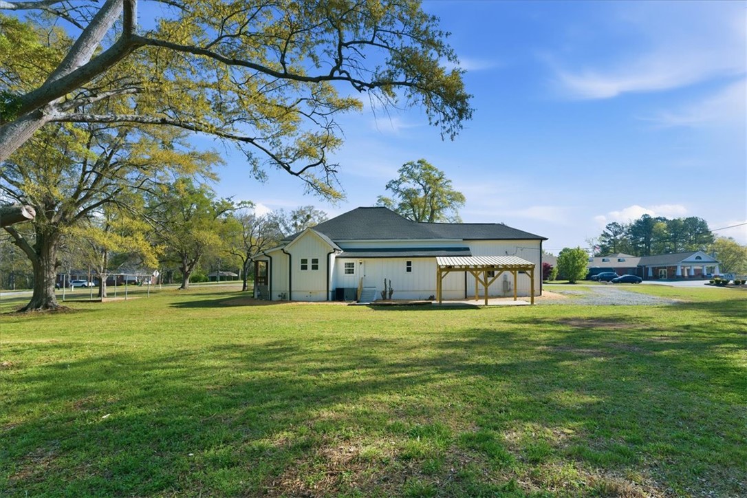 511 West Broad Street Iva, SC 29655 - Photo 36 of 50