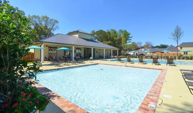 $445,000 | 1930 Chestnut Pk Lane, Shreveport, LA 71106