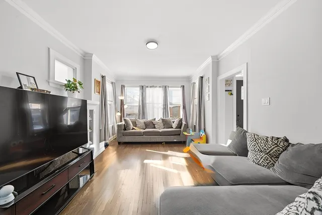 $309,900 | 6047 South Richmond Street, Chicago, IL 60629