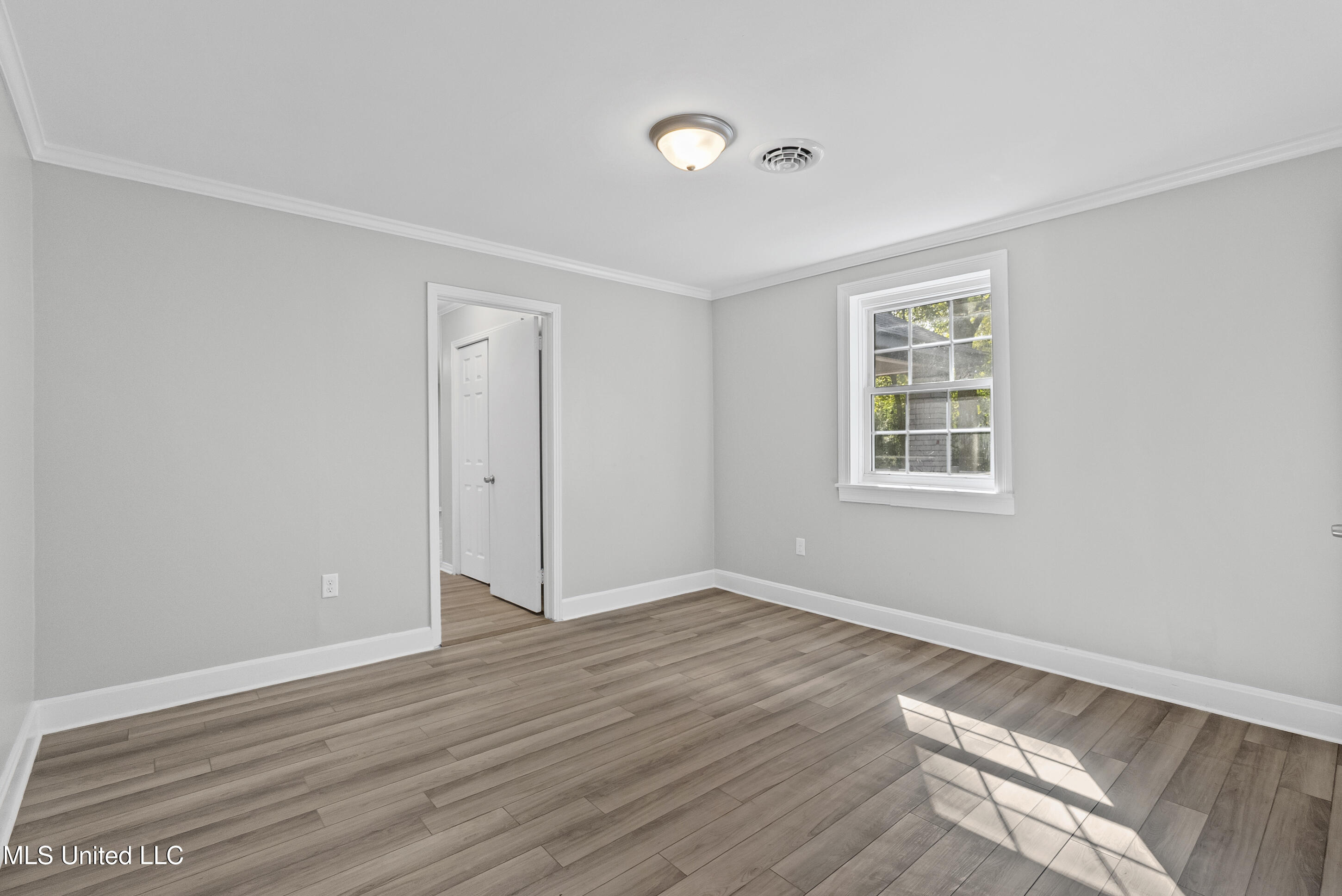 959 South Line Street Grenada, MS 38901 - Photo 13 of 26 17_dsc08023