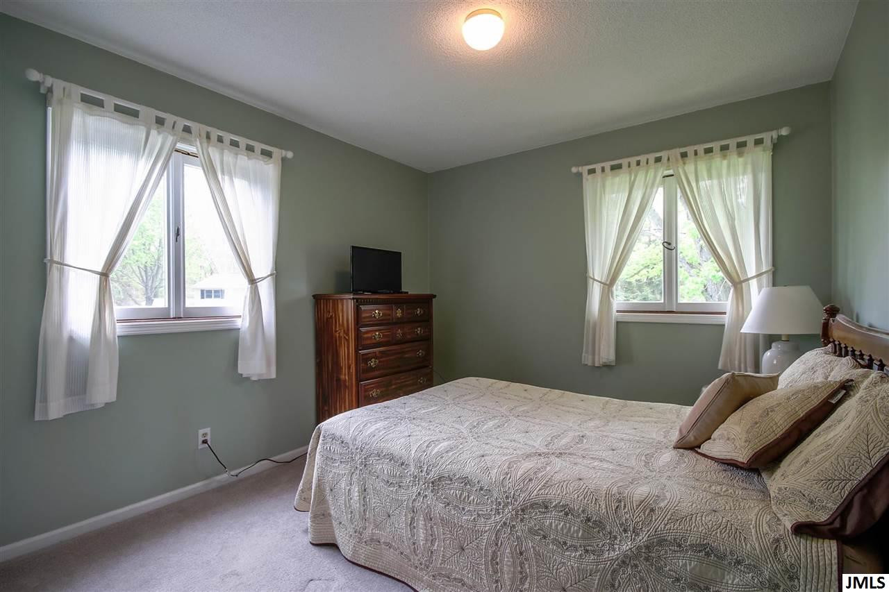 3355 Pine Ridge Drive Jackson, MI 49201 - Photo 15 of 21 Photo 15