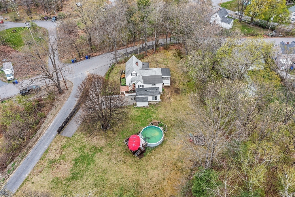 8 Mt Henry Road Shirley, MA 01464 - Photo 4 of 31