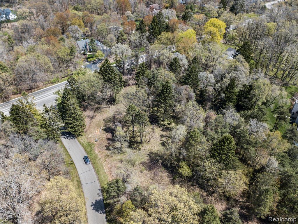 Devins Ridge/ Devins Ridge/ Holcomb Clarkston, MI 48348 - Photo 1 of 8