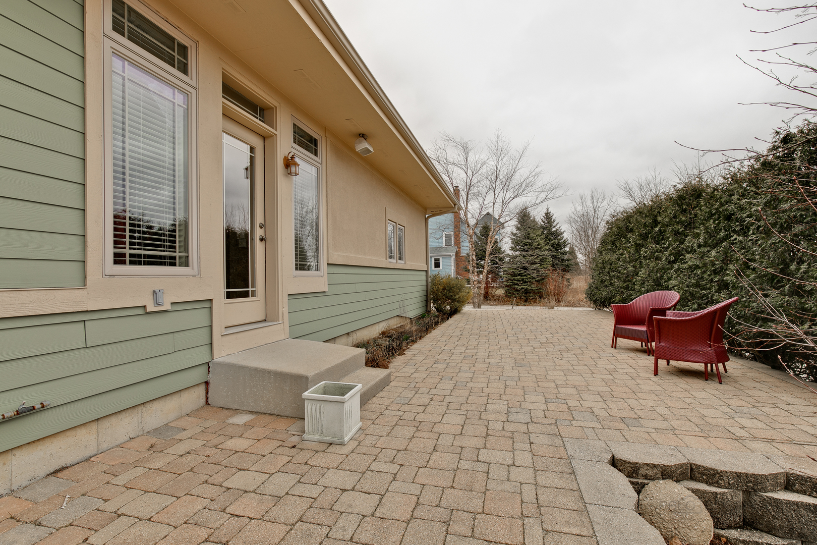 1024 Harris Road Grayslake, IL 60030 - Photo 26 of 29 a view of backyard with seating space