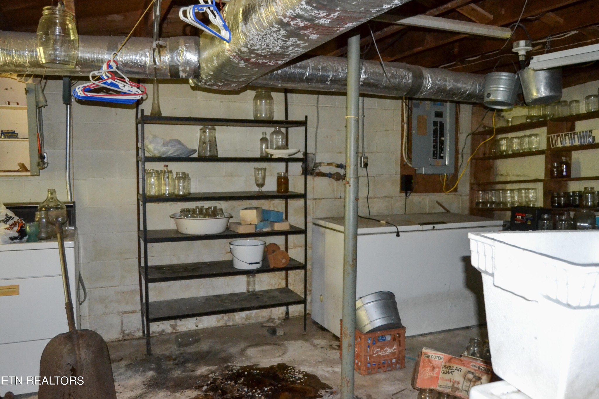 147 Tom Davis Road Livingston, TN 38570 - Photo 21 of 29 a close view of water heater room