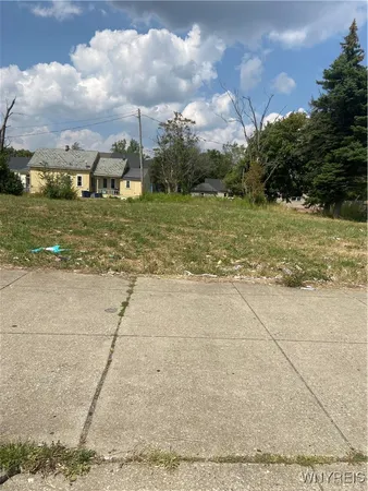 $34,900 | 1350 Broadway, Buffalo, NY 14212
