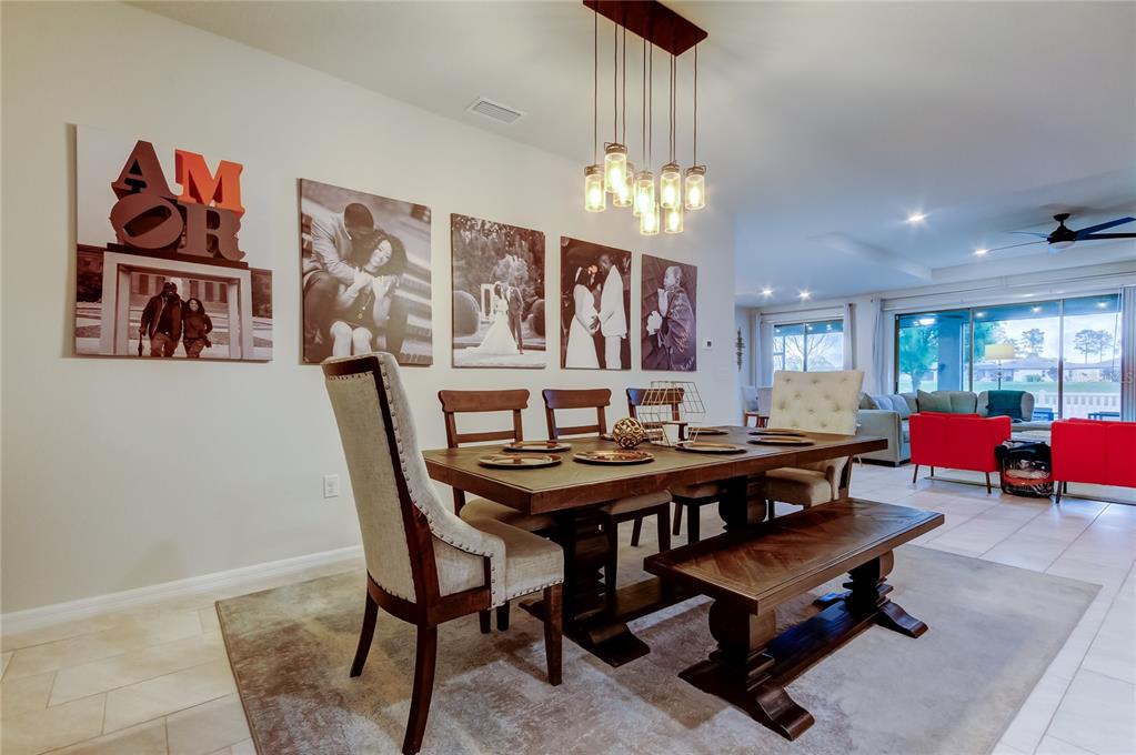 12704 Palapa Loop Spring Hill, FL 34610 - Photo 5 of 78 Dining area