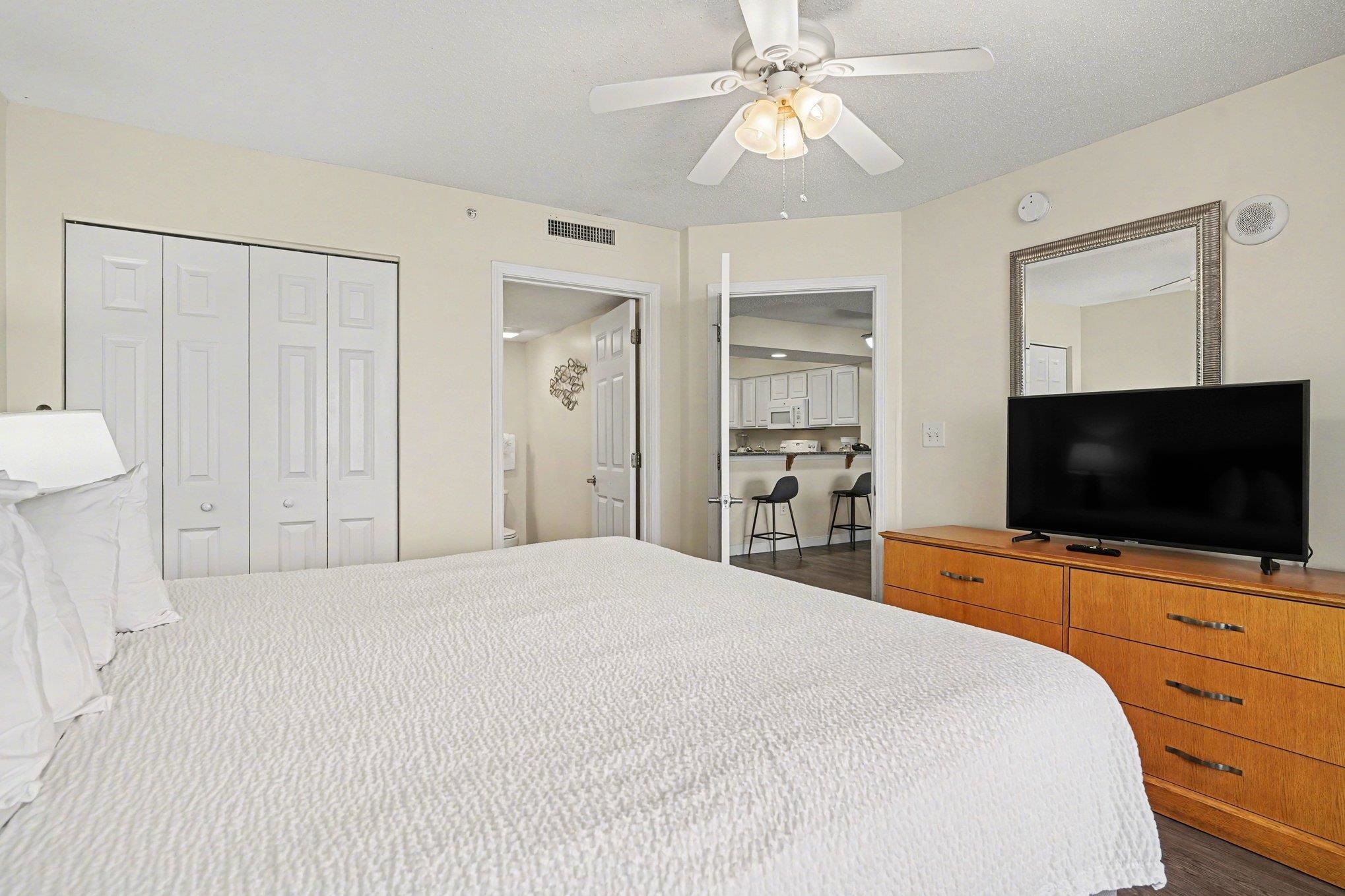 2201 South Ocean Boulevard, Unit 1702 Myrtle Beach, SC 29577 - Photo 19 of 37