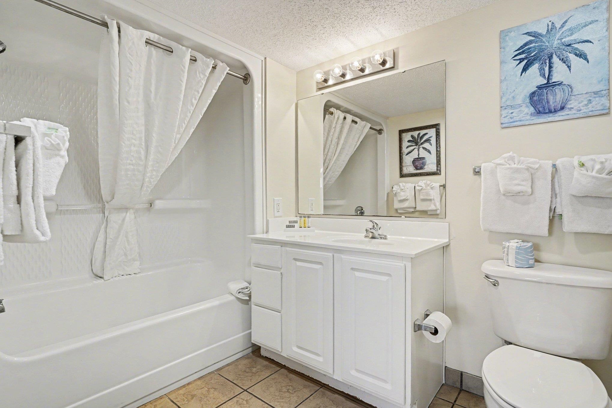 2201 South Ocean Boulevard, Unit 1702 Myrtle Beach, SC 29577 - Photo 23 of 37