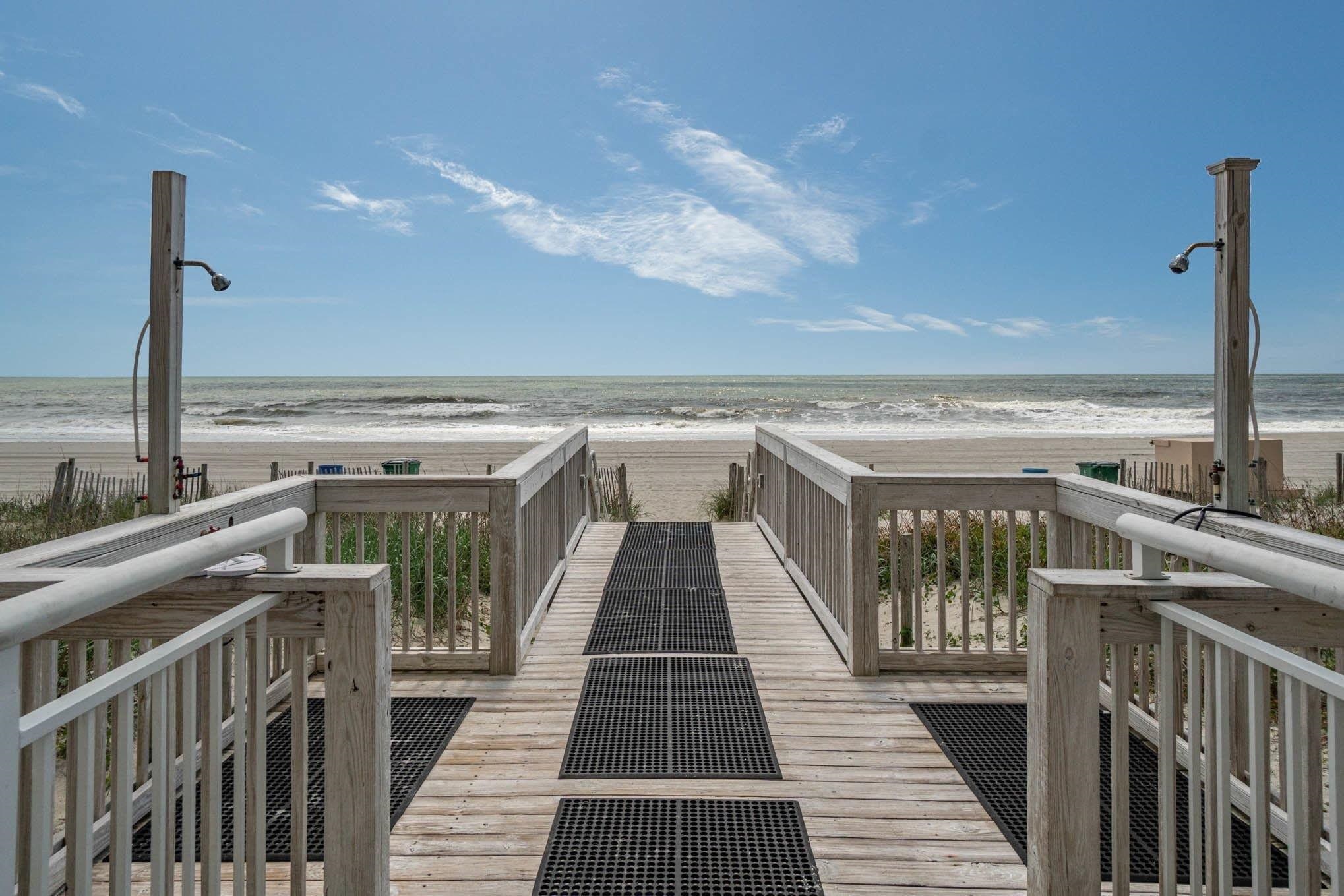 2201 South Ocean Boulevard, Unit 1702 Myrtle Beach, SC 29577 - Photo 32 of 37