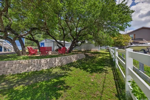 $429,000 | 1215 Stagecoach Drive, Canyon Lake, TX 78133