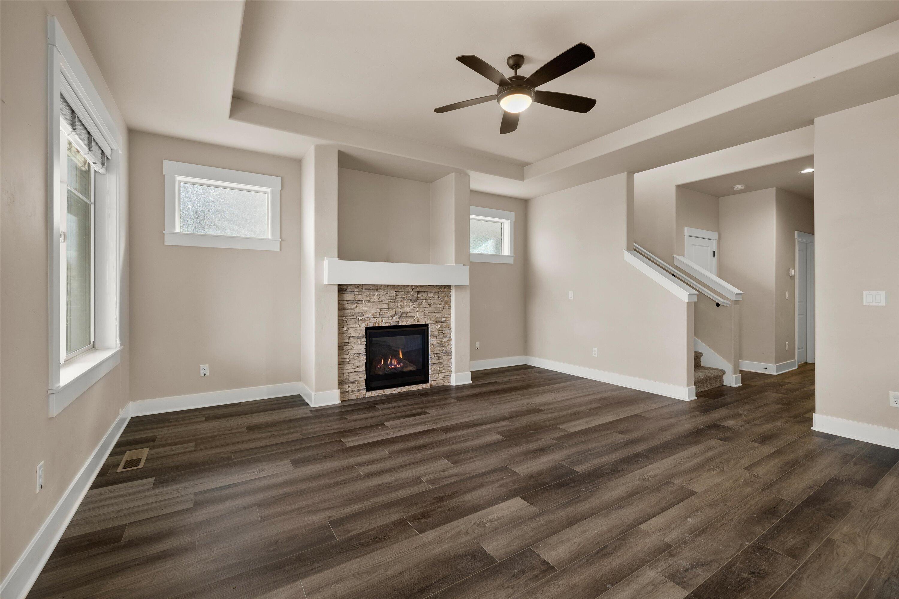 20909 Sotra Loop Bend, OR 97702 - Photo 7 of 38 Great Room